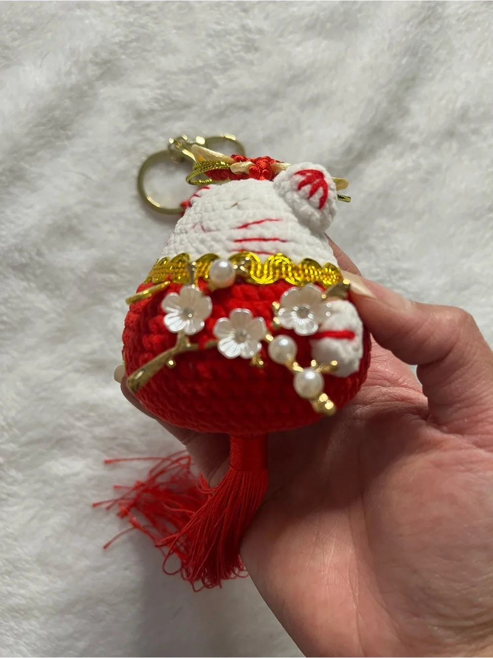 Chinese lucky cat new year Red and White Plush Cat Keychain Charm/car charm